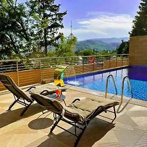 4* Отель Plaza